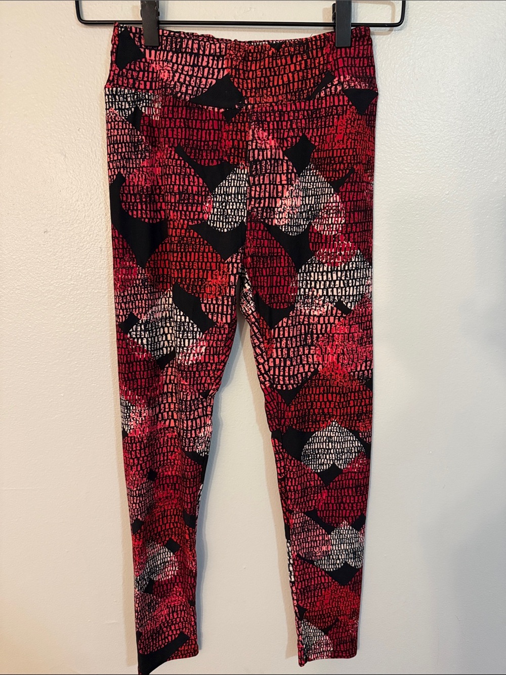 LuLaRoe Red, Black & White Patterned Girls' Leggings
